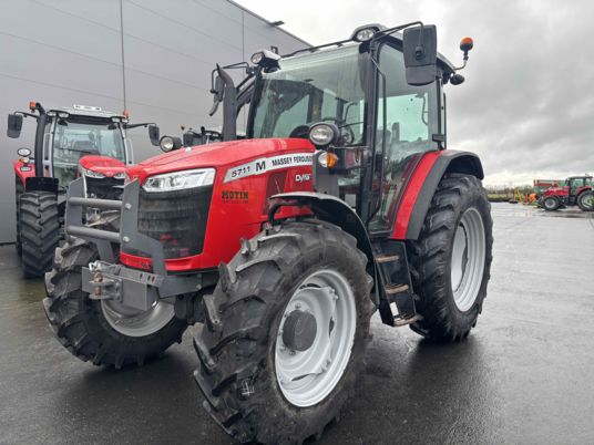 Massey Ferguson MF 5711 M DYNA 4